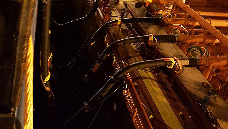 ท่อบังเกอร์ STS มารีน: 